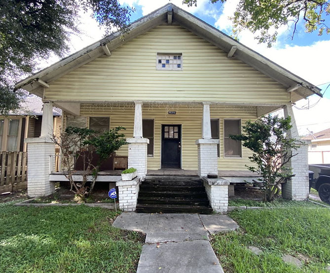 Bungalow at 228 Sidney St., Houston, TX 77003